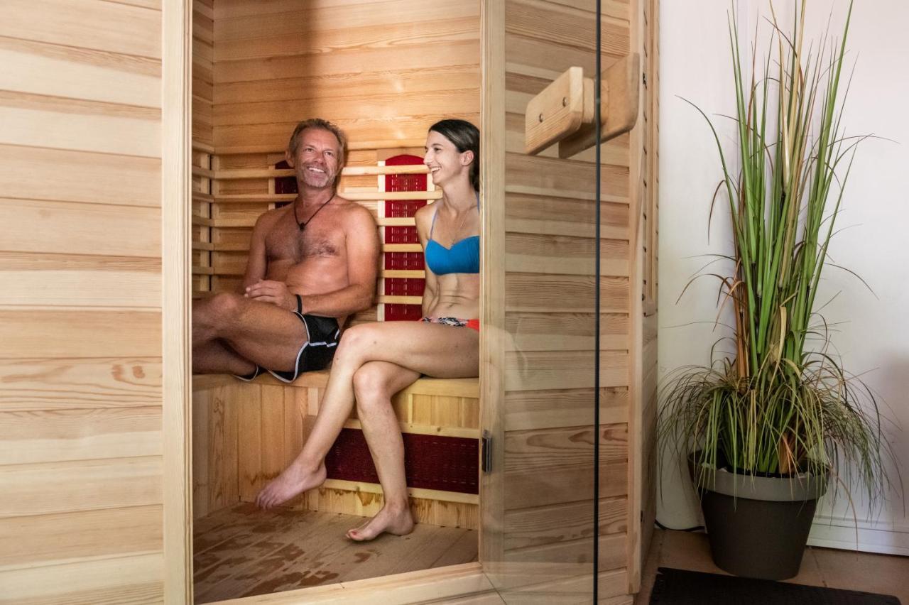 ホテル Camping Maeva Escapades Le Domaine Du Cedre Rivières エクステリア 写真