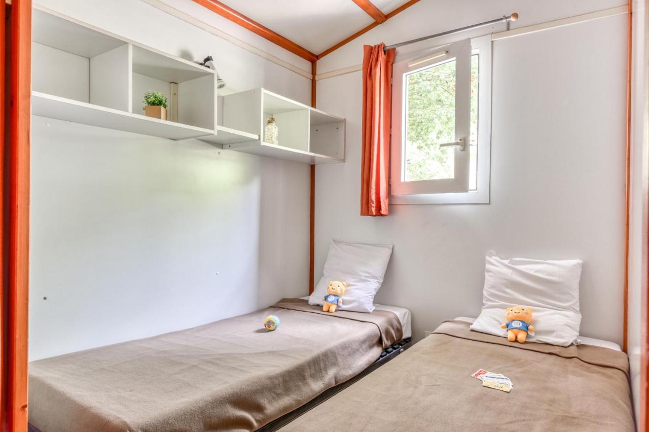 ホテル Camping Maeva Escapades Le Domaine Du Cedre Rivières エクステリア 写真