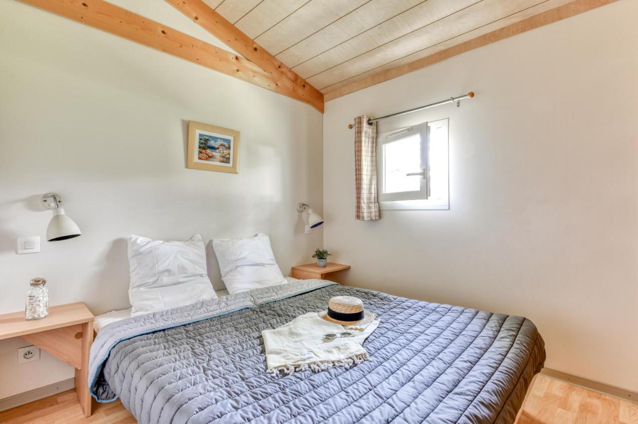 ホテル Camping Maeva Escapades Le Domaine Du Cedre Rivières エクステリア 写真