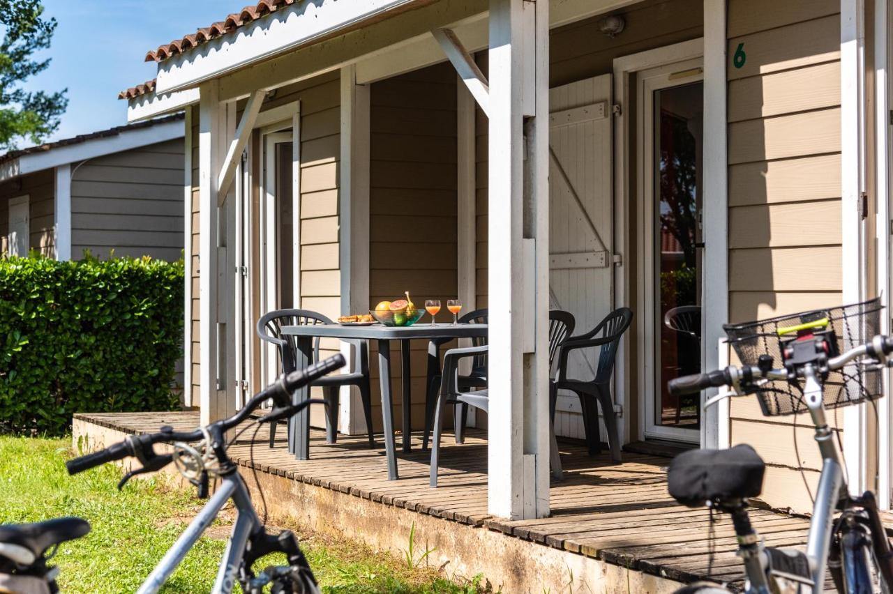ホテル Camping Maeva Escapades Le Domaine Du Cedre Rivières エクステリア 写真